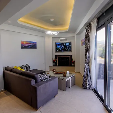 Elmaky Luxury Country house Palaiokastro (Crete)